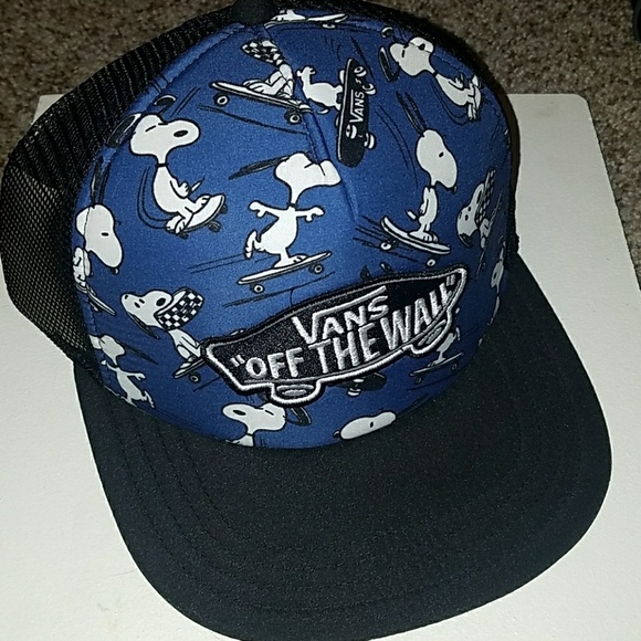 vans snoopy cap